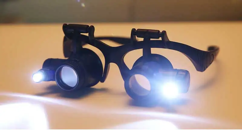 2.5X 4X 6X 8X 10X 15X 20X 25X Multi-Power Magnifier Loupe Magnifying Glasses with LED Lights Helping Hand Soldering Solder Clamp