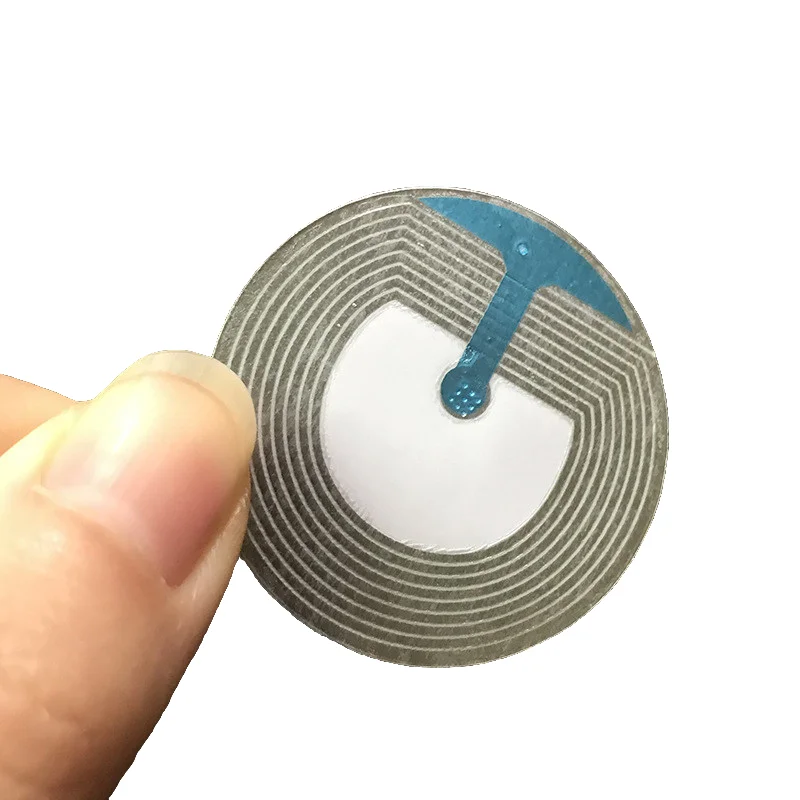 1000Pieces/roll EAS RF Stickers for Security Gate Round Decodable 40mm 8.2MHz Adhesive Label for Retail Anti Theft door panels 1000Pieces/roll EAS RF Stickers for Security Gate Round Decodable 40mm 8.2MHz Adhesive Label for Retail Anti Theft door panels